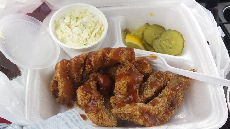 Seafood menu with combo dinners and cake